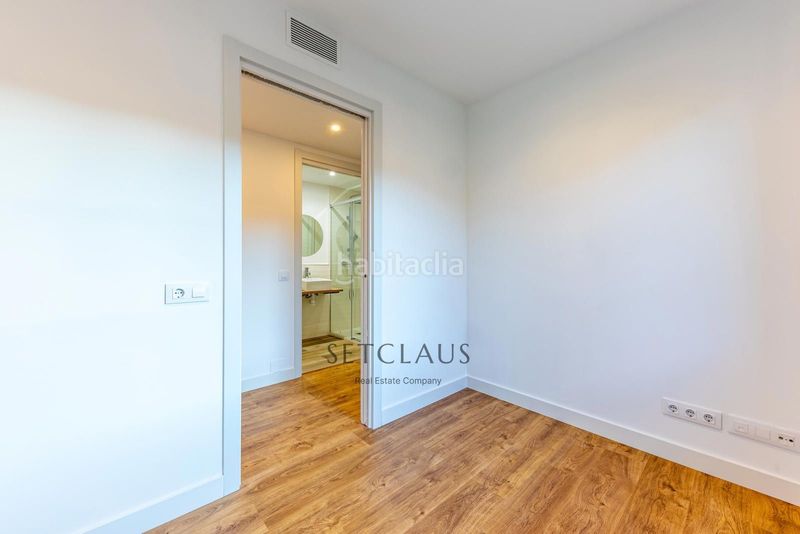 Foto 046943c8-ea9a-4833-bf09-6ee361e36b65. Alquiler piso centrico piso reformado con terraza en Teià