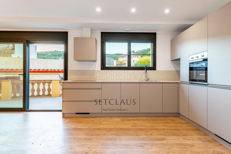 Foto eaf4fdda-edc9-4b39-9087-64c6de5e316c. Affitto appartamento con parcheggio in Teià