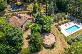Masia a Sant Feliu de Buixalleu. Masía con encanto y gran terreno en breda  sant feliu de buixall