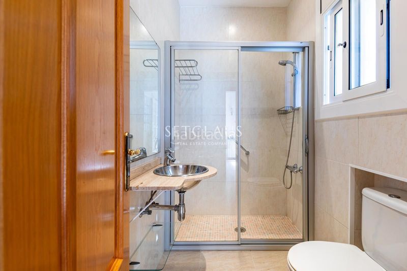 Foto 4c7e0511-f509-4519-8f92-3e0e38f963a8. Xalet amb calefacció aparcament a Teià