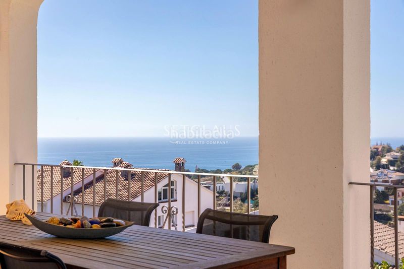 Foto 8a73791b-df6f-4337-a9b6-5fa97aa54328. Xalet amb calefacció aparcament a Teià