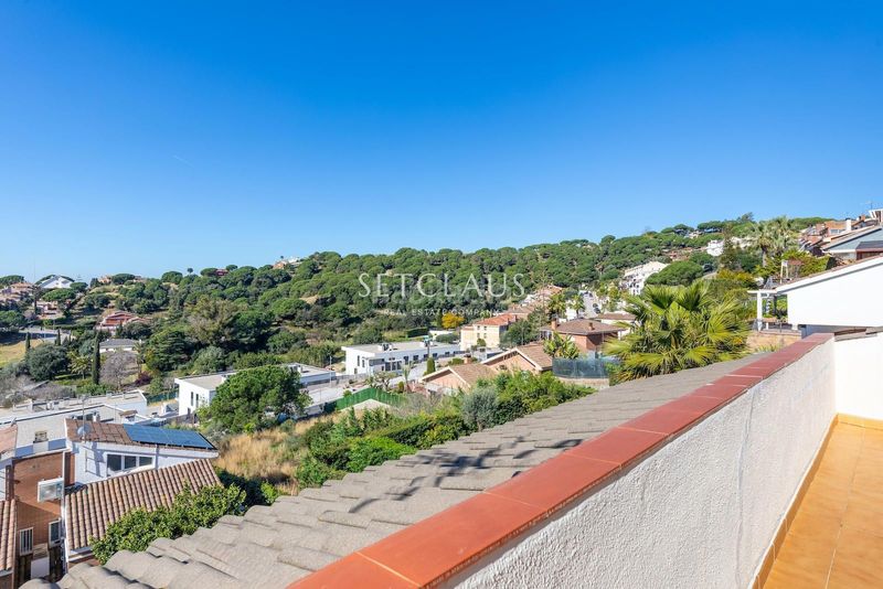 Foto d9993752-e598-41e9-af2f-4747c569941f. Xalet amb calefacció aparcament a Teià