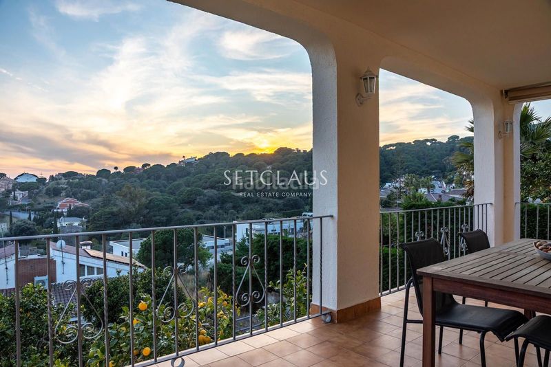 Foto e6c36ef0-cdfa-4bb4-9ee2-5e84867aa555. Xalet amb calefacció aparcament a Teià