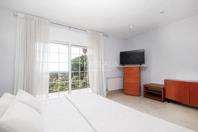 Foto a46b7e81-ba11-4c4d-9446-4058b364015c. Chalet espacioso chalet en vilassar de dalt con vistas al mar en Premià de Dalt