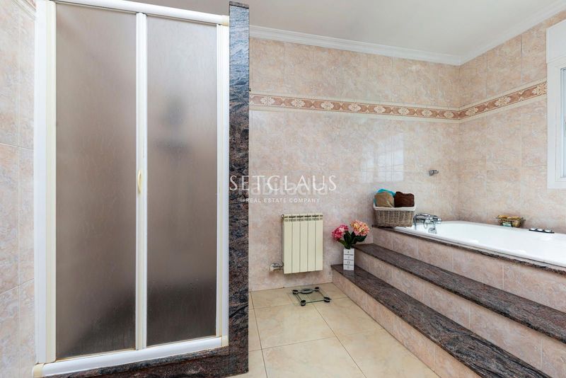 Foto b073e02e-36c0-44cd-86c8-665533396c6e. Chalet espacioso chalet en vilassar de dalt con vistas al mar en Premià de Dalt