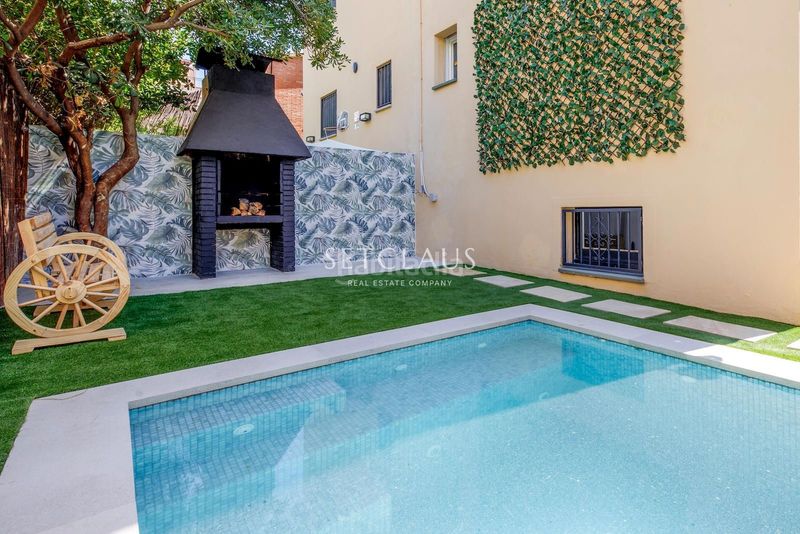 Foto dccf2fe3-bf3d-4170-a413-5f8eb2ce9afb. Casa aparellada amb calefacció aparcament piscina a Alella