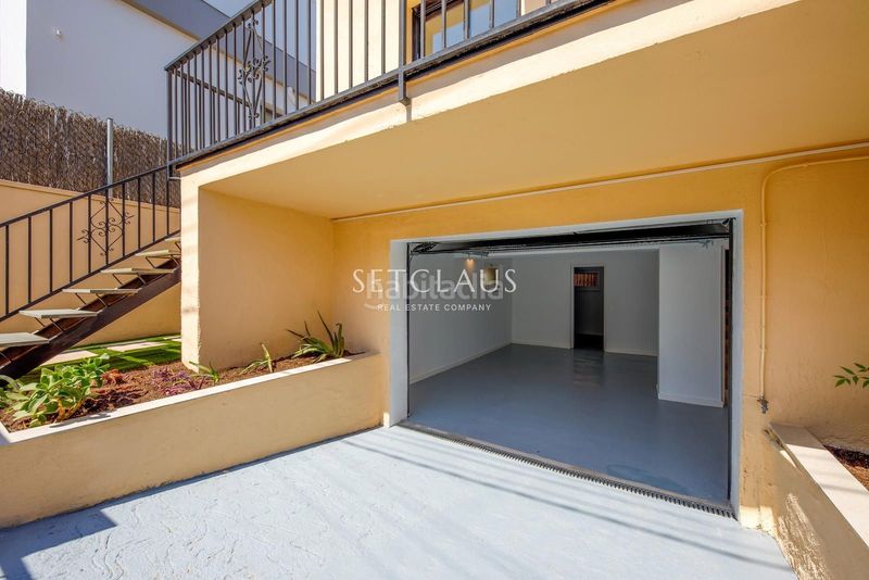 Foto ea8999c0-f0fc-4867-a8fc-001bda753a79. Casa aparellada amb calefacció aparcament piscina a Alella
