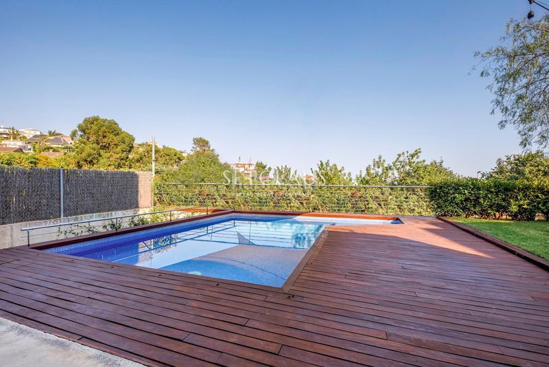 Foto 9b6b4710-c113-4741-bb8e-21e172c185eb. Xalet amb calefacció aparcament piscina terrassa a Teià