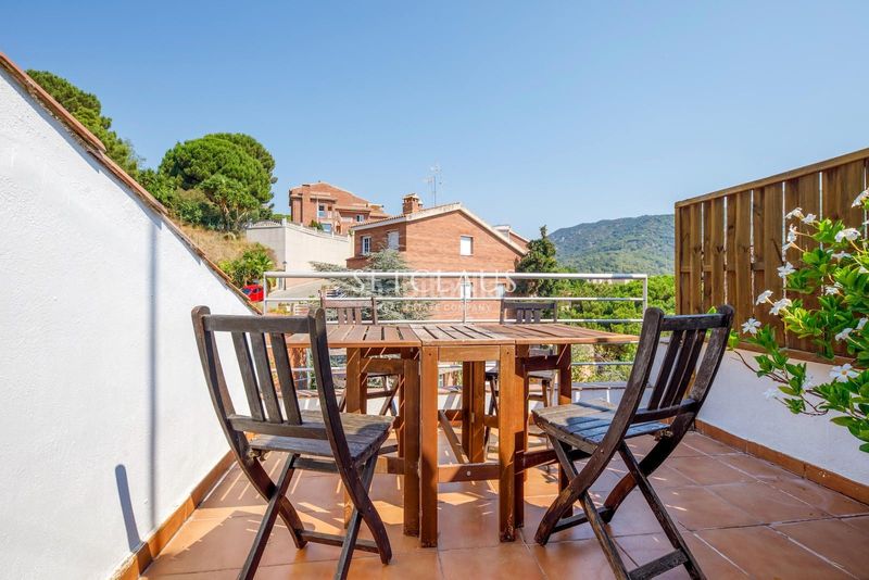 Foto ee1b7cd4-963a-40fb-a351-86569f34ac9f. Casa amb calefacció a Teià