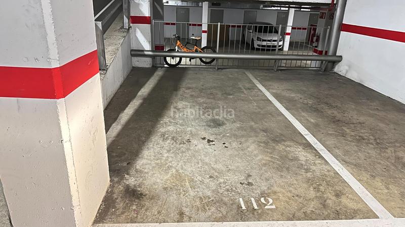 Foto 12636dca-a541-4494-ba2f-412034facfc5. Parking coche en extremadura 15 en Centre Sant Joan Despí