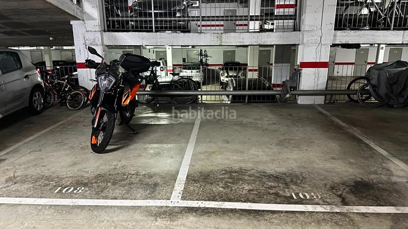 Foto 31e30fc0-586c-4f0e-8253-5bd478d57e64. Parking coche en extremadura 15 en Centre Sant Joan Despí