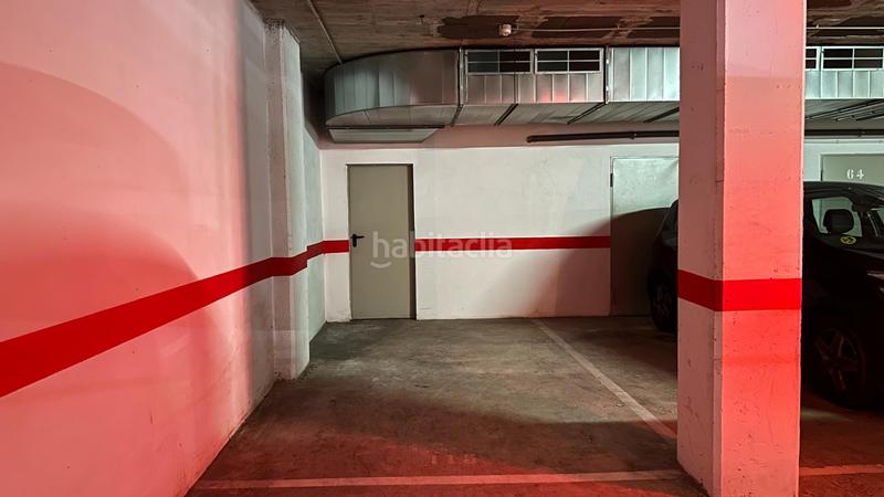 Foto d3e775bc-f761-40d3-94aa-94a41aaf602c. Car parking in extremadura 15 in Centre Sant Joan Despí