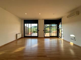 Casa adosada en Sant Esteve Sesrovires