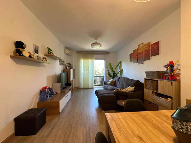 Foto 03f80e3c-5dde-4003-910f-63408f4451e3. Pis amb calefacció aparcament a Pallejà