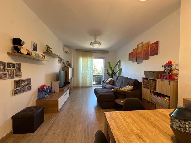 Foto 1c4e26c6-1d31-420a-8358-ca0ff5be0b0d. Pis amb calefacció aparcament a Pallejà