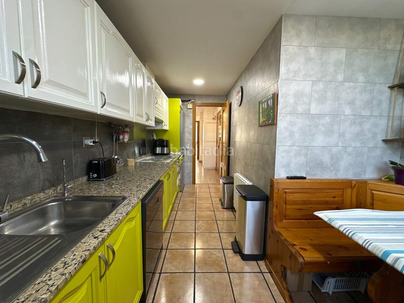 Foto 368d4629-3656-46a5-af07-5fea496b444e. Pis amb calefacció aparcament a Pallejà