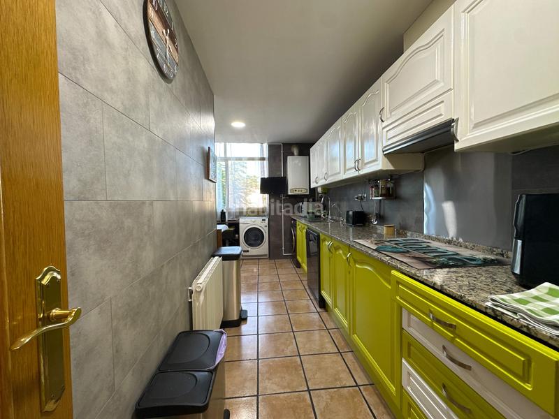 Foto b35722a6-6beb-4867-a96c-d054b4aff54a. Pis amb calefacció aparcament a Pallejà