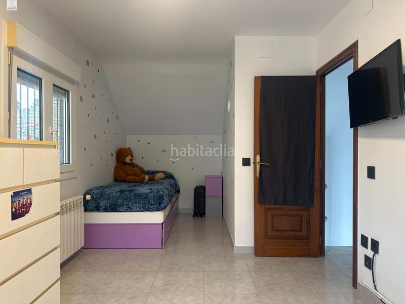 Foto 0696b7a6-0a24-4e84-85c0-34a405371be9. Chalet avec chauffage parking piscine dans Abrera