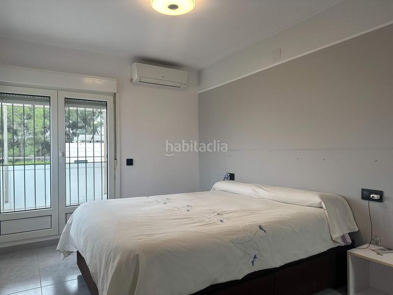 Foto 1d5557e1-68b8-4532-8d7f-39aaace92d70. Chalet avec chauffage parking piscine dans Abrera