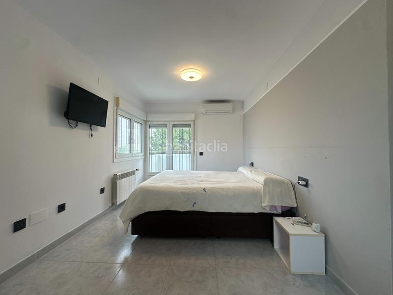 Foto 422a0172-618d-4e06-8b50-42ba0d788066. Chalet avec chauffage parking piscine dans Abrera