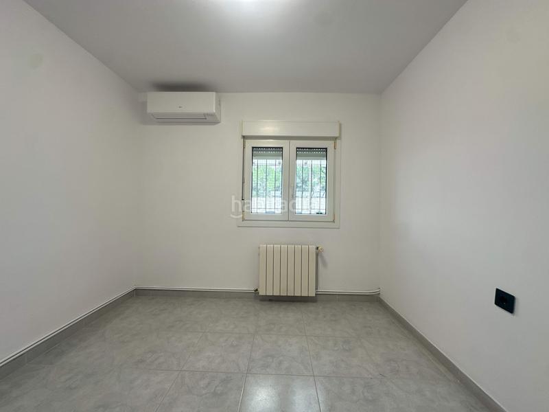 Foto 57b53e19-9990-4937-b929-8e0627d22bdf. Chalet avec chauffage parking piscine dans Abrera