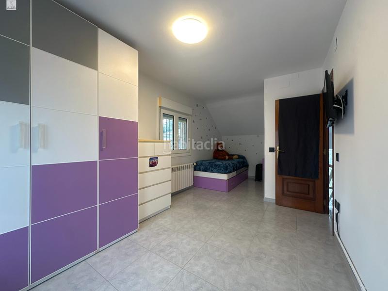 Foto b62b3468-d930-44fc-846f-49bbe61f0a89. Chalet avec chauffage parking piscine dans Abrera