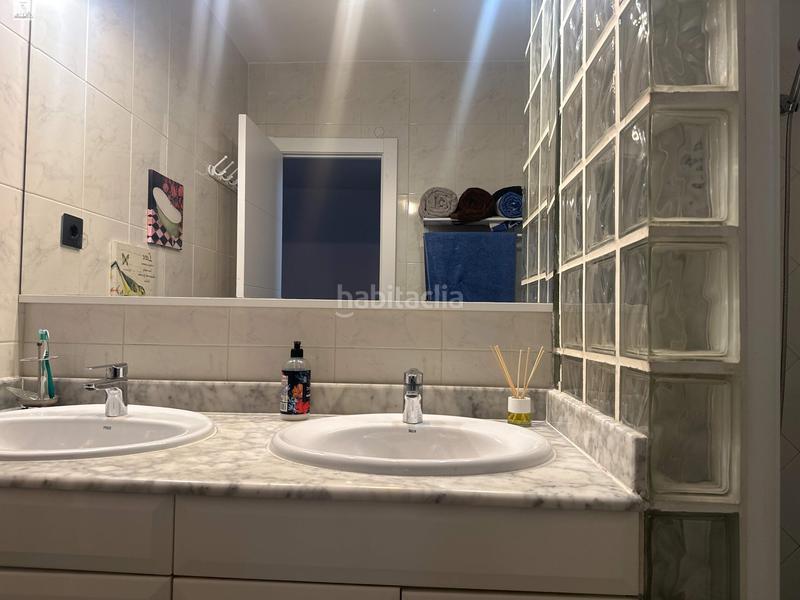 Foto c3140f9a-7a19-4812-a5c7-25cf6286d925. Chalet avec chauffage parking piscine dans Abrera