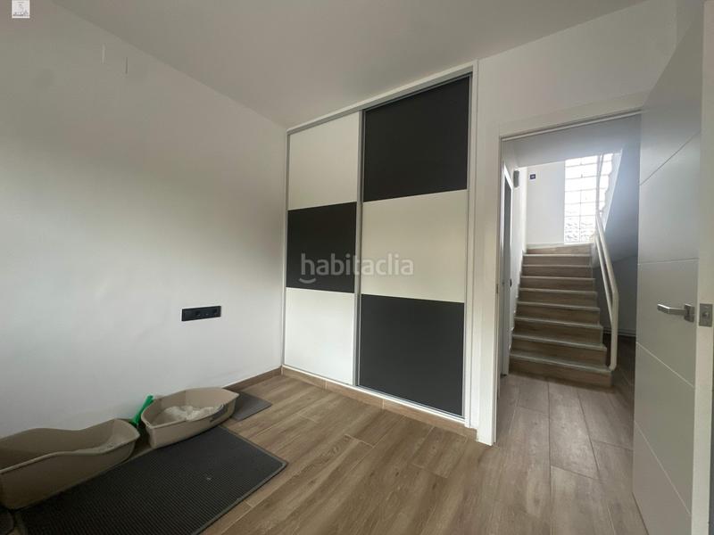 Foto cd9ee095-cd96-46e8-8207-6cbdf1389034. Chalet avec chauffage parking piscine dans Abrera