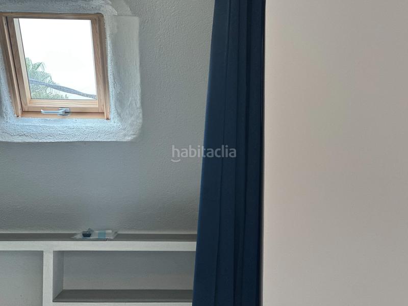 Foto d577b370-cb1d-477f-a8e4-a17442e06799. Chalet avec chauffage parking piscine dans Abrera