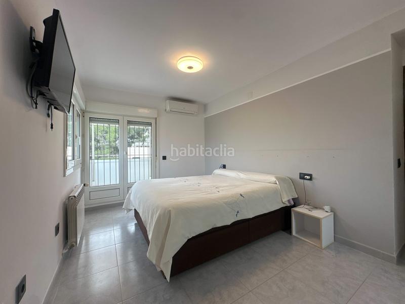 Foto d7bdc639-69a5-470b-a3e0-a9f5152af9f8. Chalet avec chauffage parking piscine dans Abrera