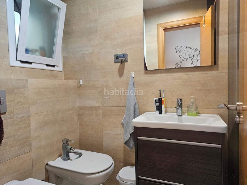 Foto bc869bc1-ab98-450e-867e-f536d1f4b557. Casa adossada a Mas d´en Gall Esparreguera