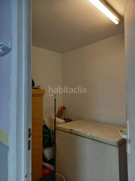 Foto 9c7fec76-ffb4-4b42-9bee-07b127df8ad0. Casa adossada amb aparcament a Nucli Urbà Esparreguera
