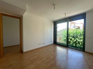 Location Appartement  Doctor pau costas. Piso cómodo, luminoso y listo para empezar una nueva etapa en sa