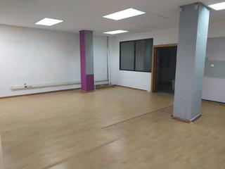Location Local commercial à Alaquàs. Se alquila local en av. 2 de mayo de alaquas