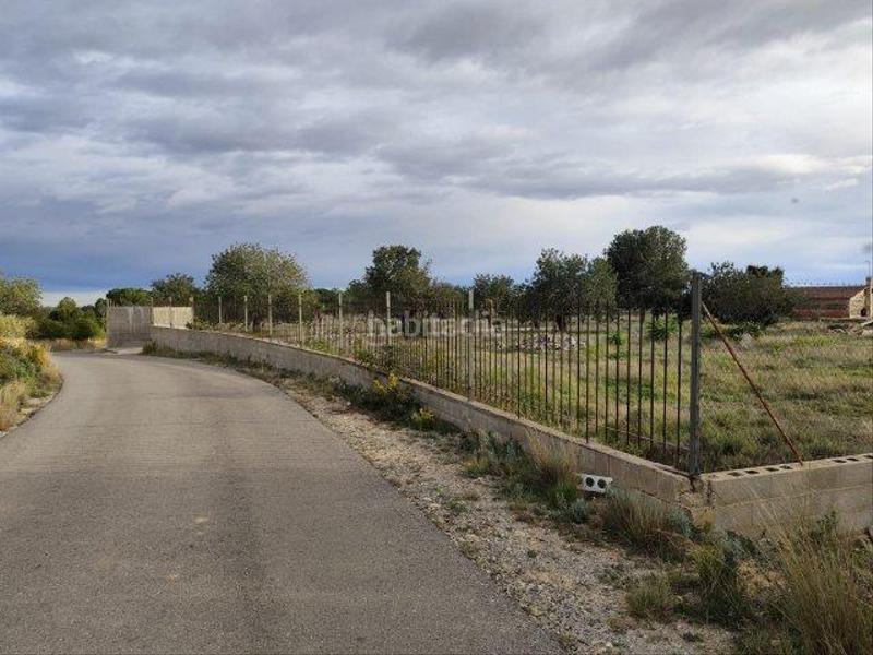 Foto d76a1172-5161-48c3-b5a1-305b781a8610. Masia a Cheste