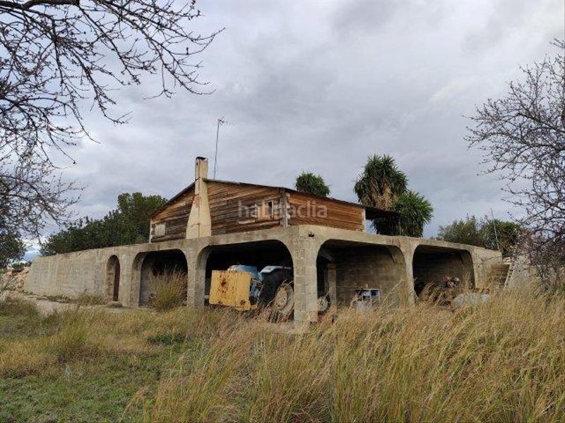 Foto e4927abb-00f3-4ce7-9639-1f6e03fa6b79. Masia a Cheste