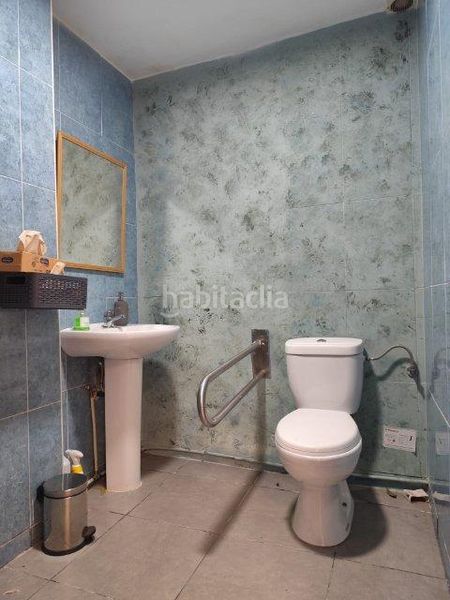 Foto 2cb8149b-b7fa-4fb7-a81c-0fa9ca869faf. Local comercial a Alaquàs