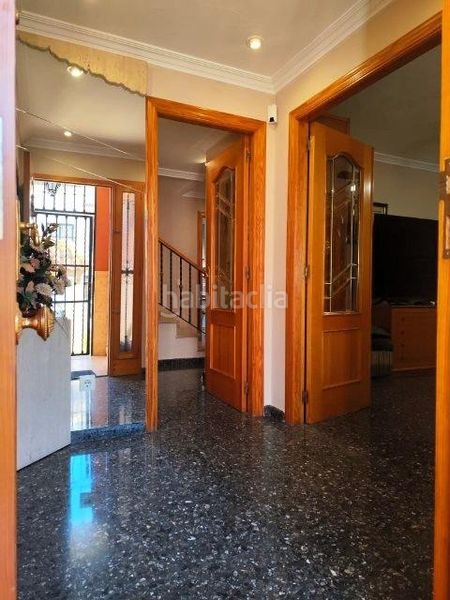 Foto 16e66ee5-f334-4d8a-9062-d31bef71d392. Casa adossada amb aparcament a Alaquàs