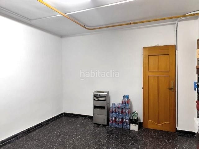 Foto 20e2b3e3-f167-4758-b28c-29d362873b0b. Casa adossada amb aparcament a Alaquàs