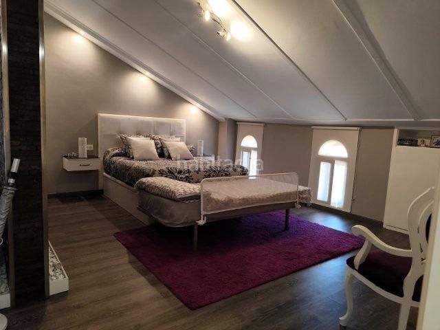 Foto 4e18189e-fe22-4c2c-a344-a1c38a1bdf6f. Casa adossada amb aparcament a Alaquàs