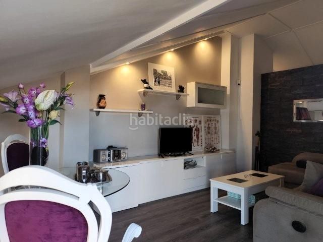 Foto 67b128c7-7281-4f03-95e2-fa4359262be5. Casa adossada amb aparcament a Alaquàs