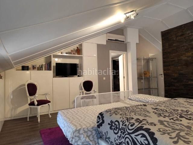 Foto 98143d7f-4463-49a1-be39-7d0509eabae1. Casa adossada amb aparcament a Alaquàs