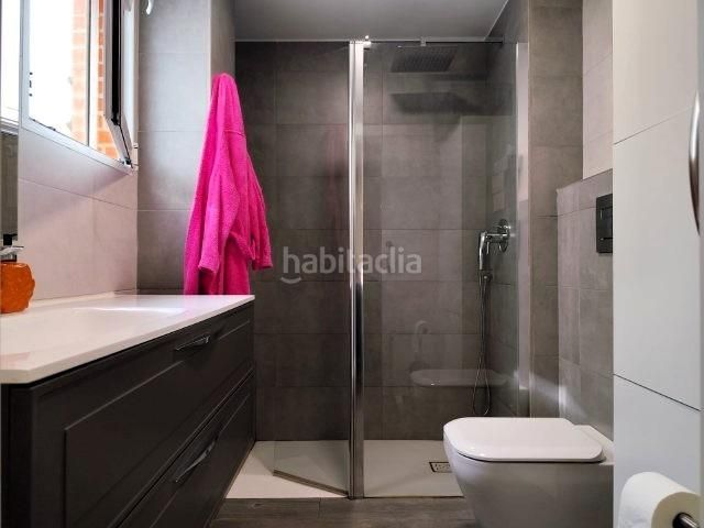 Foto 0580c21e-254f-4dd7-89cb-e91f1893bd77. Pis a Alameda Park Manises