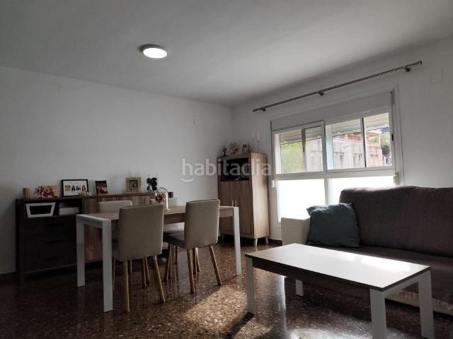 Foto 830ff38c-a12d-404b-a1cd-c38bf0111f28. Pis a Alameda Park Manises