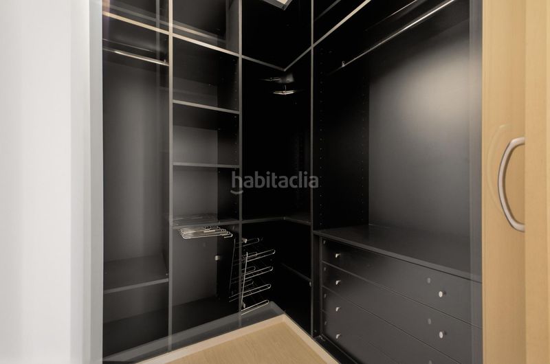 Foto aaaa7828-de56-41a0-8c5c-ef537a5adef7. Pis amb aparcament a Aldaia