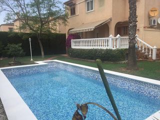 Xalet a La Conarda. Precioso chalet en una de las mejores urbanizaciones de la pobla