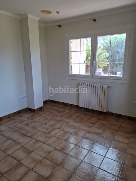 Foto 61b09c04-f05d-41da-811b-f9f14f312e6c. Chalet with fireplace heating parking pool in Picassent