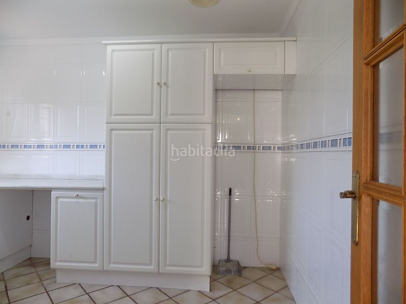 Foto a3aa8078-0cec-4d64-8f12-e780125767a7. Xalet amb xemeneia calefacció aparcament piscina a Picassent