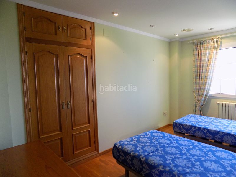 Foto b6c19eb1-6493-4da9-9da9-1ead4138e077. Xalet amb xemeneia calefacció aparcament piscina a Picassent