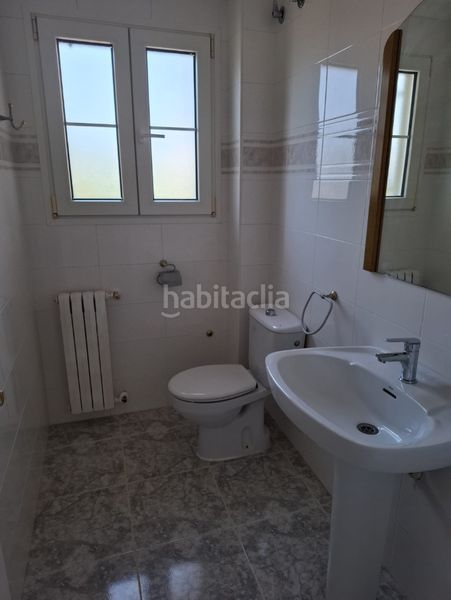 Foto ec07d53d-962f-411c-b410-f7fdcd843b6d. Chalet with fireplace heating parking pool in Picassent